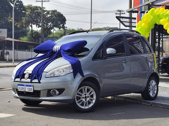 FIAT IDEA 1.4 MPI ATTRACTIVE 8V FLEX 4P MANUAL FIAT IDEA 1.4 MPI ATTRACTIVE 8V FLEX 4P MANUAL